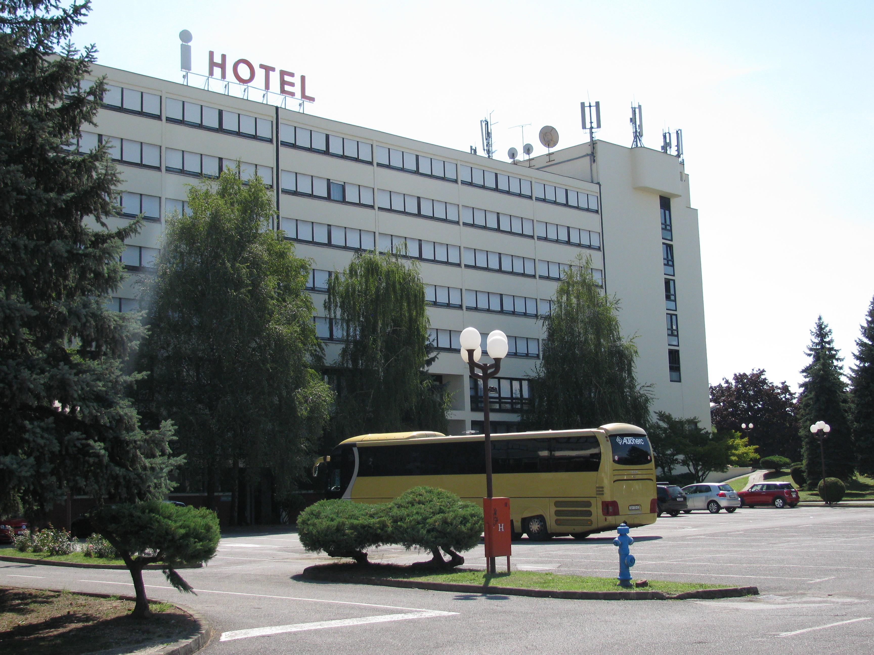 Hotel Novi Zagreb Exterior foto